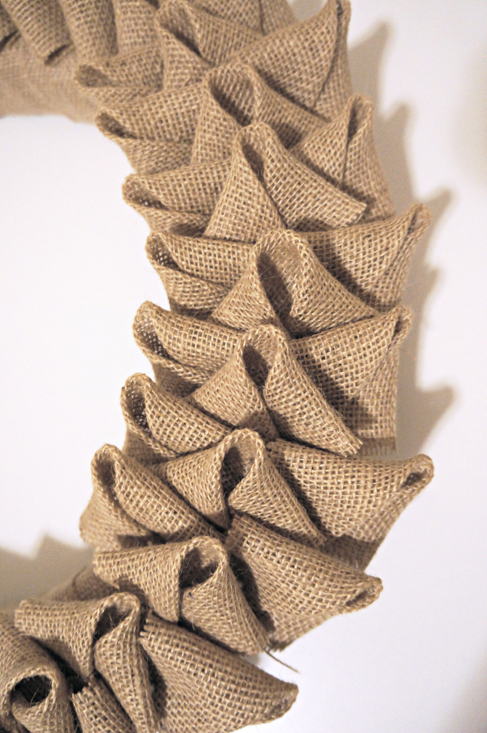 A Crafty Soiree – How to Make a Burlap Petal Wreath – SAROM INspired